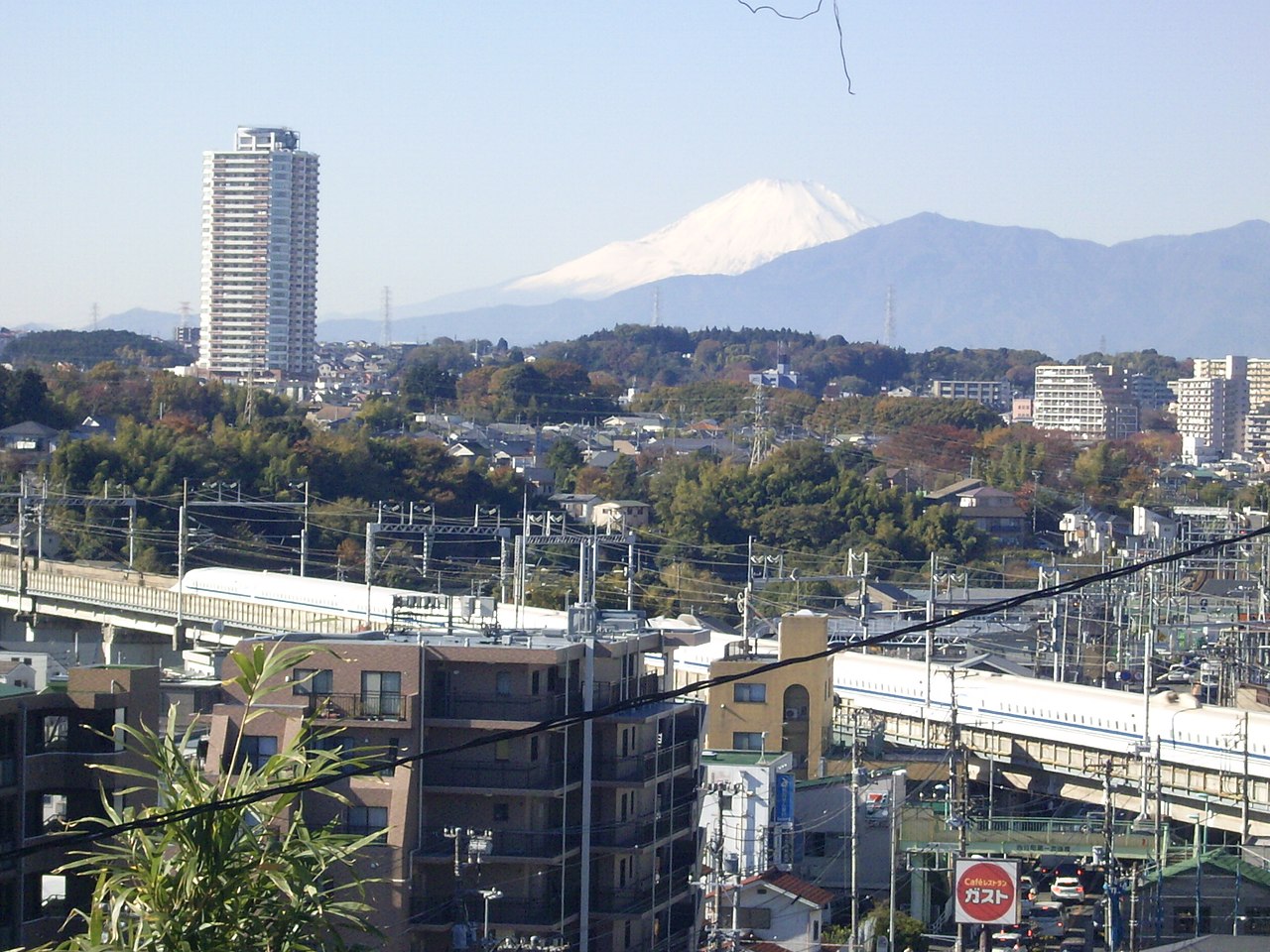 Fuji morning, Shinkansen to Osaka